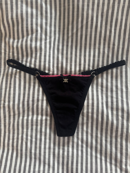 Gloom Thong
